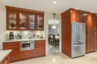4729 CANADA WAY - thumbnail 2