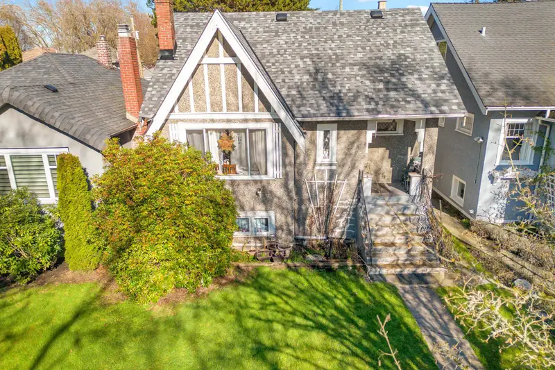 2861 W 15TH AVENUE - photo 2 of 25