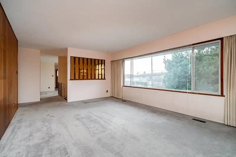 135 SPRICE STREET - photo 4 of 37
