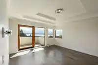 1160 QUEENS AVENUE - thumbnail 19