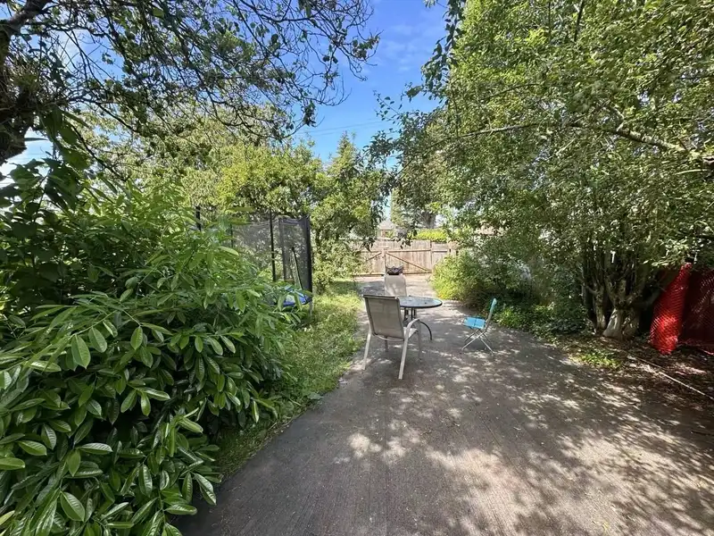 6807 BRYANT STREET - photo 2 of 3