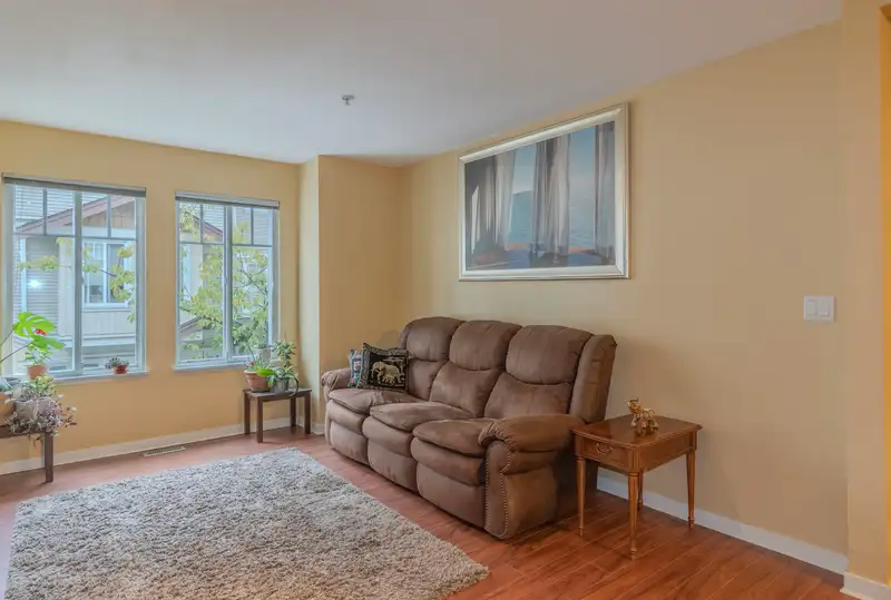 84 12711 64 AVENUE - photo 3 of 26