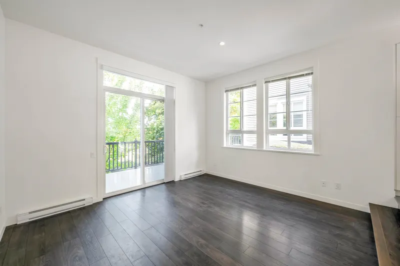 85 8476 207A STREET - photo 4 of 25