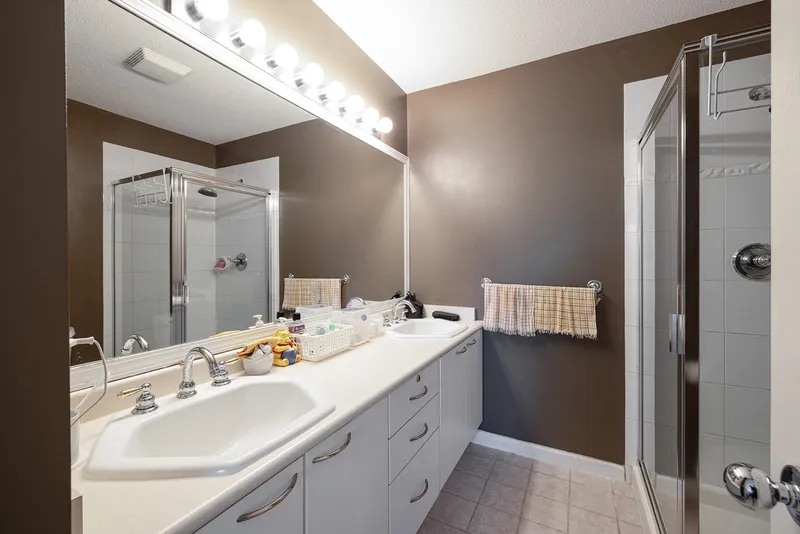 28 3711 ROBSON COURT - photo 1 of 16