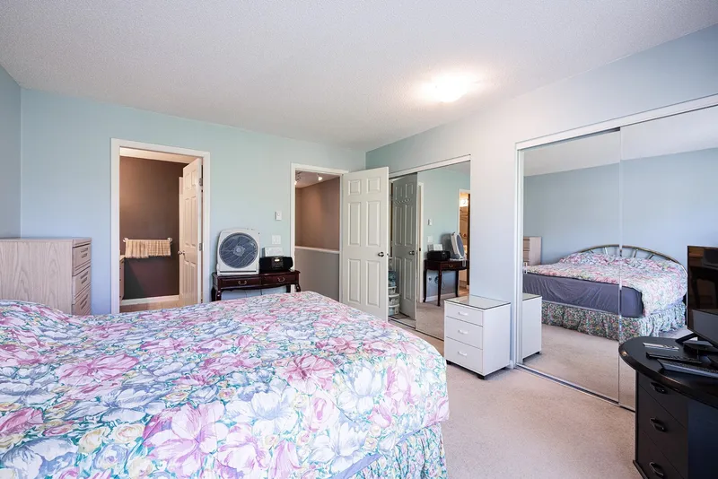 28 3711 ROBSON COURT - photo 4 of 16