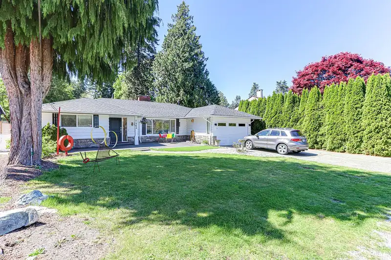 1463 55 STREET - photo 2 of 36