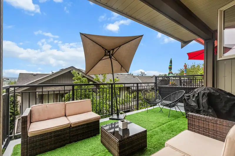 28 20326 68 AVENUE - photo 1 of 40