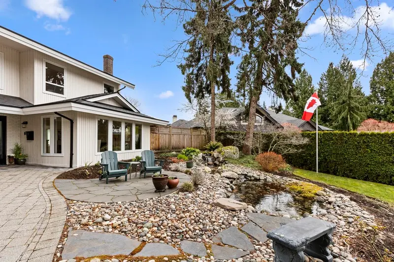 1086 PACIFIC COURT - photo 3 of 25