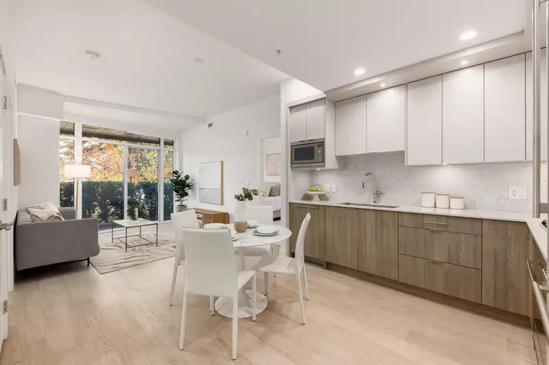 108 7638 CAMBIE STREET - photo 4 of 18
