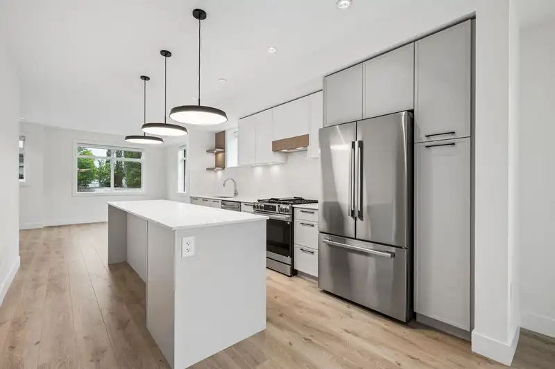 25 17429 59 AVENUE - photo 1 of 1