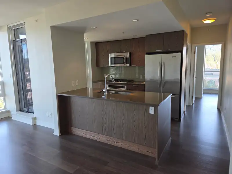 1008 2975 ATLANTIC AVENUE - photo 3 of 16