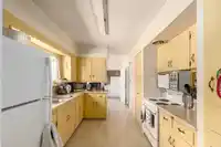 1159 KINGS AVENUE - thumbnail 9