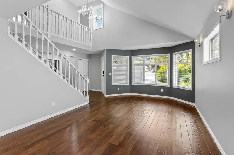 1252 GATEWAY PLACE - photo 4 of 40