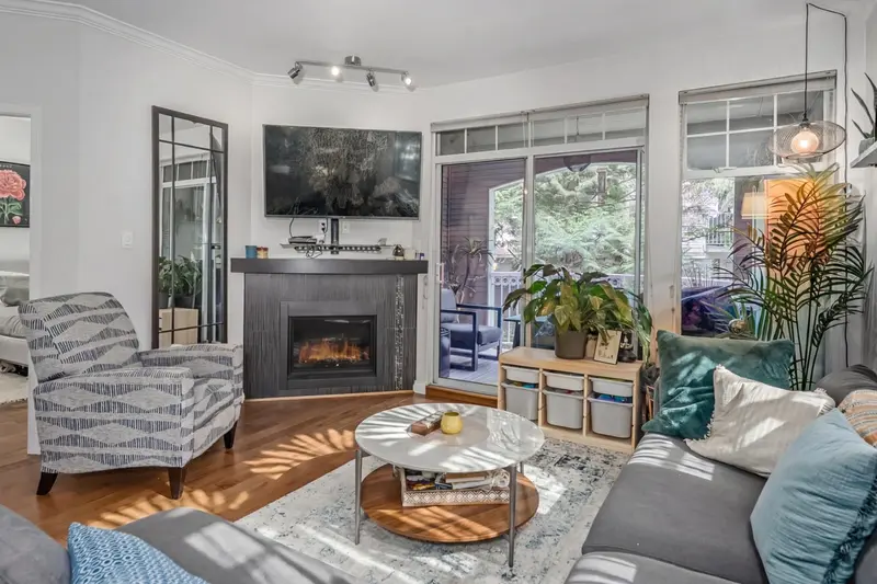 112 5677 208 STREET - photo 3 of 25