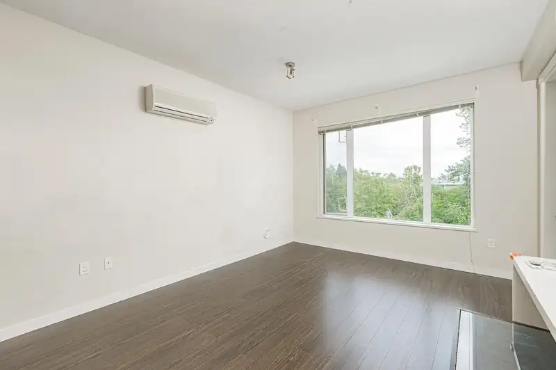 351 9388 MCKIM WAY - photo 2 of 29