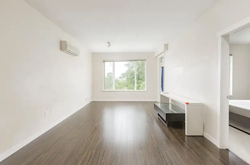 351 9388 MCKIM WAY - photo 3 of 29