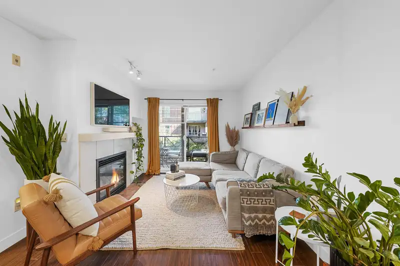 309 3250 ST JOHNS STREET - photo 1 of 34
