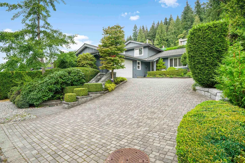 5154 RANGER AVENUE - photo 2 of 25