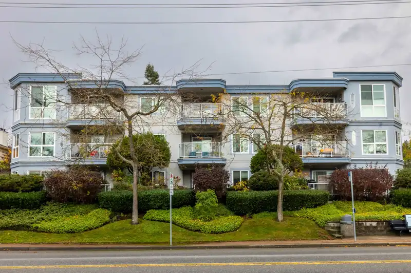 103 15941 MARINE DRIVE - photo 1 of 24