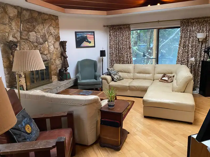 838 E 21ST STREET - photo 3 of 9