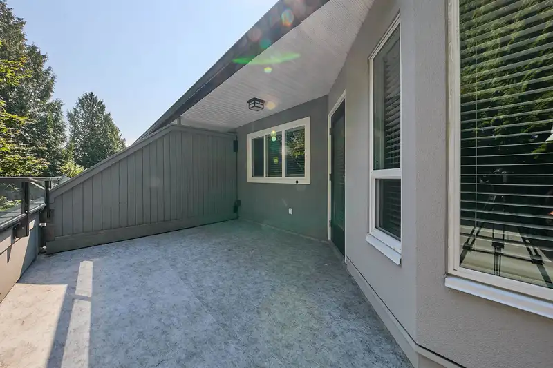 204 2700 MCCALLUM ROAD - photo 4 of 38
