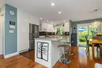 22 34250 HAZELWOOD AVENUE - thumbnail 6