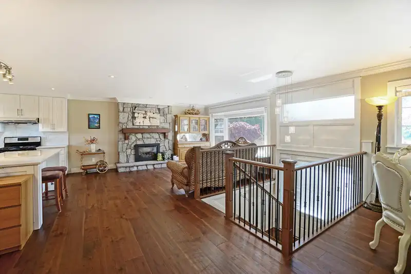 15125 CANARY DRIVE - photo 3 of 30