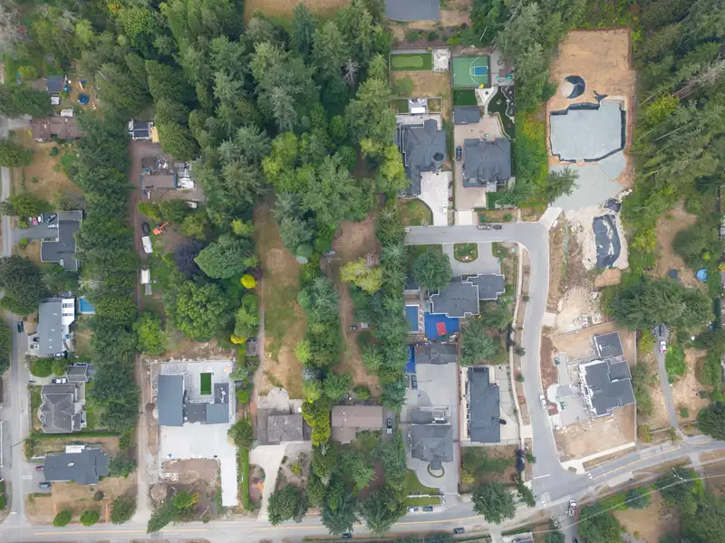 12921 56 AVENUE - photo 2 of 28