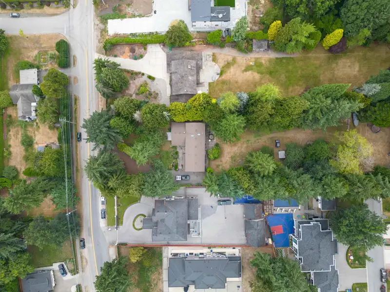 12921 56 AVENUE - photo 3 of 28