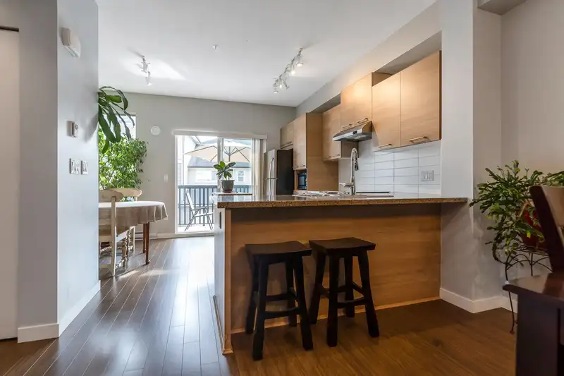 26 7938 209TH STREET - photo 3 of 37