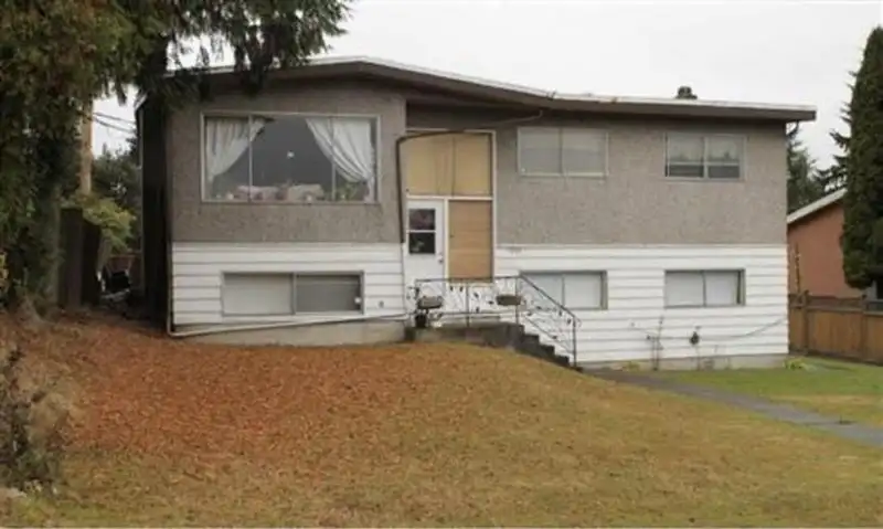 5849 ROYAL OAK AVENUE - photo 1 of 1