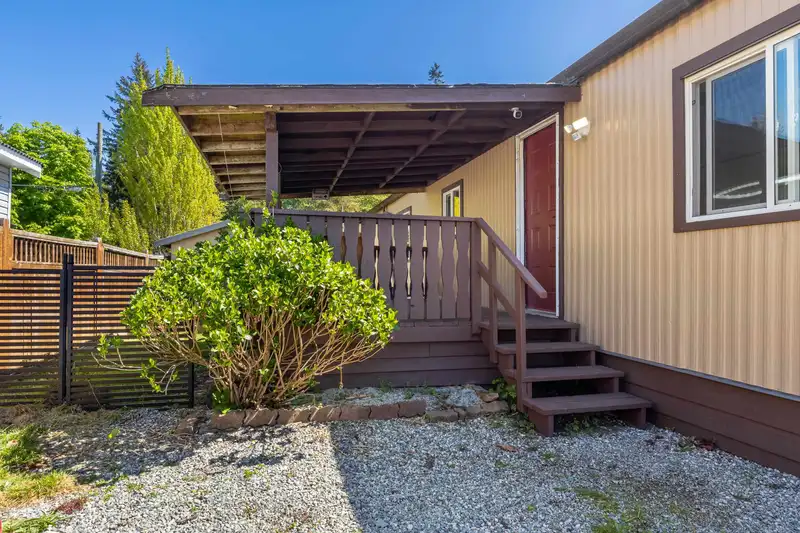 53 1413 SUNSHINE COAST HIGHWAY - photo 4 of 26