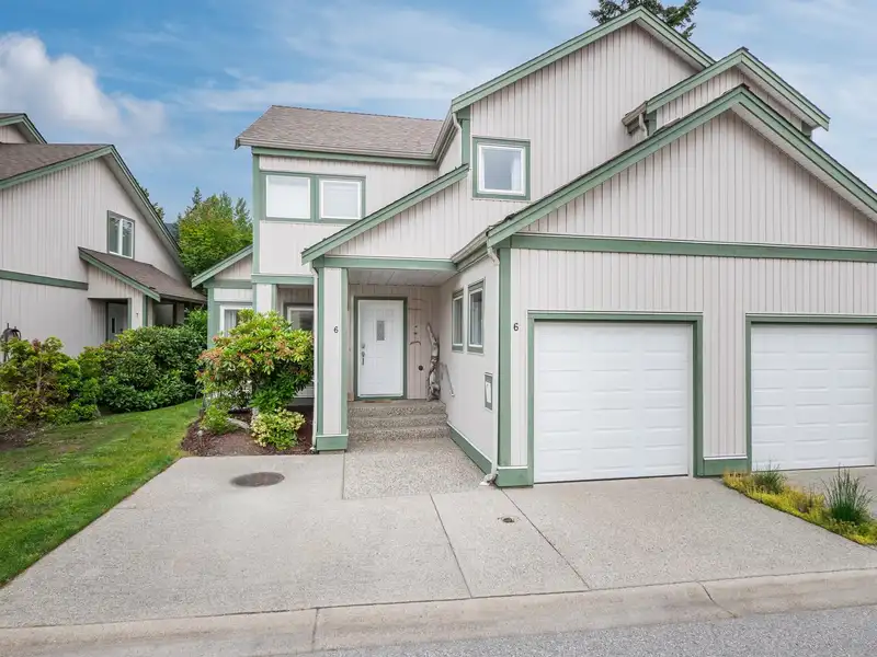 6 735 PARK ROAD - photo 1 of 26