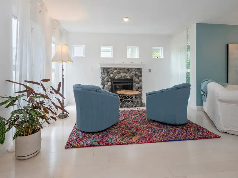 6 735 PARK ROAD - photo 4 of 26