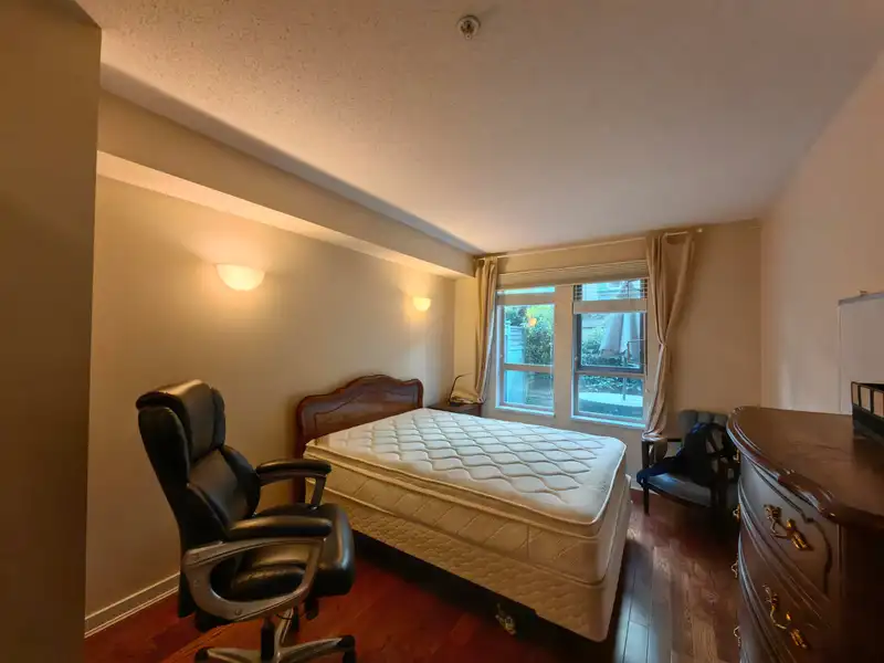 2547 EAST MALL - photo 2 of 18