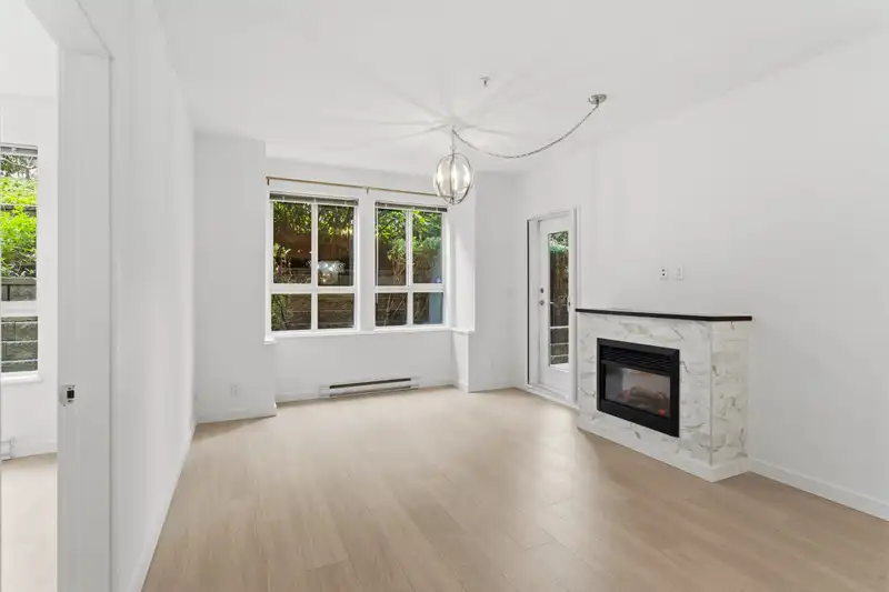115 225 FRANCIS WAY - photo 2 of 40