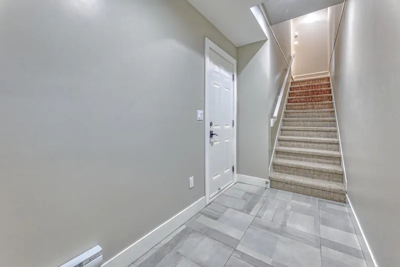 303 1405 DAYTON STREET - photo 4 of 25