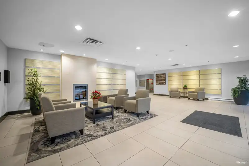 905 200 NEWPORT DRIVE - photo 4 of 34