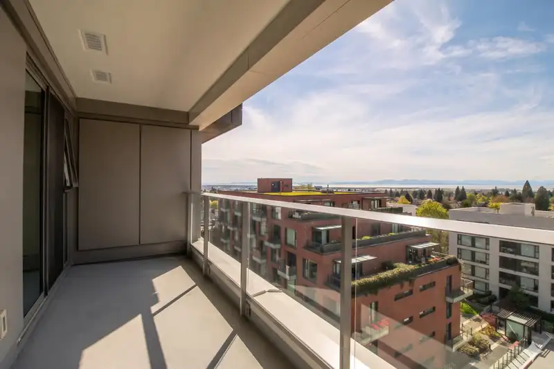 904 1561 W 57TH AVENUE - photo 3 of 39