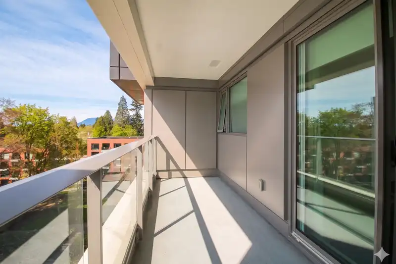 904 1561 W 57TH AVENUE - photo 4 of 39
