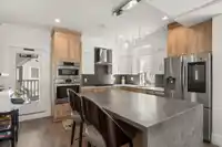 8 9219 WILLIAMS ROAD - thumbnail 10