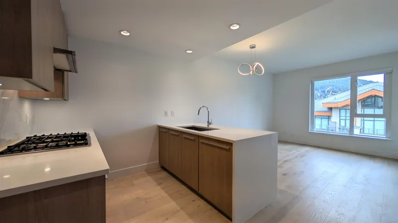 802 1210 E 27TH STREET - photo 2 of 25