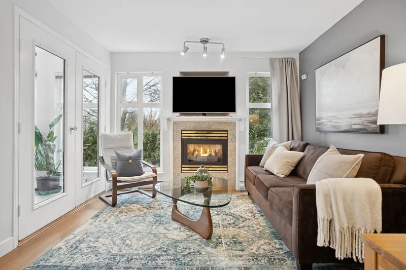 201 1099 W 71ST AVENUE - photo 4 of 21