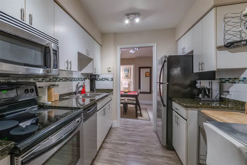 2001 888 HAMILTON STREET - photo 2 of 20