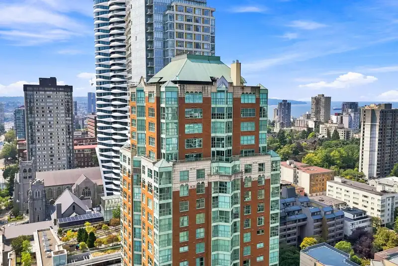 2301 909 BURRARD STREET - photo 2 of 40
