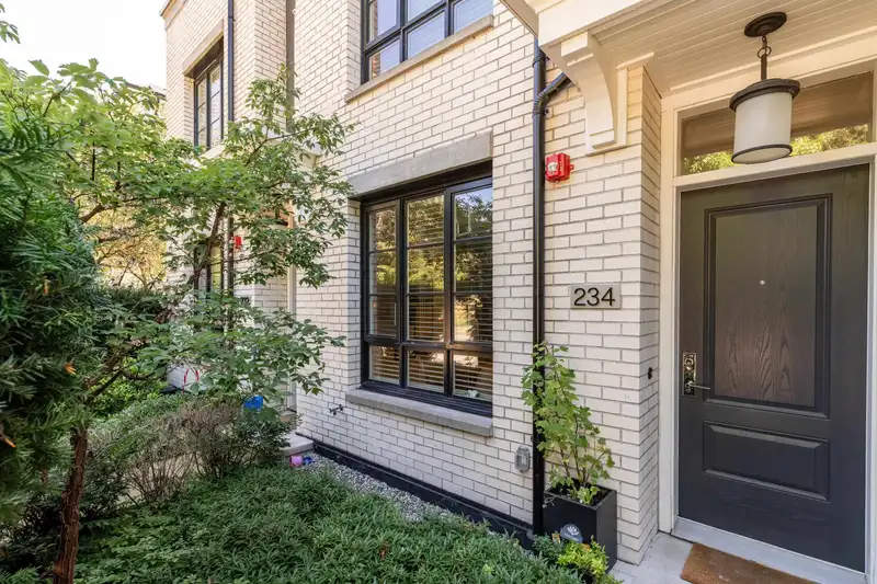 234 W 62ND AVENUE - photo 3 of 13