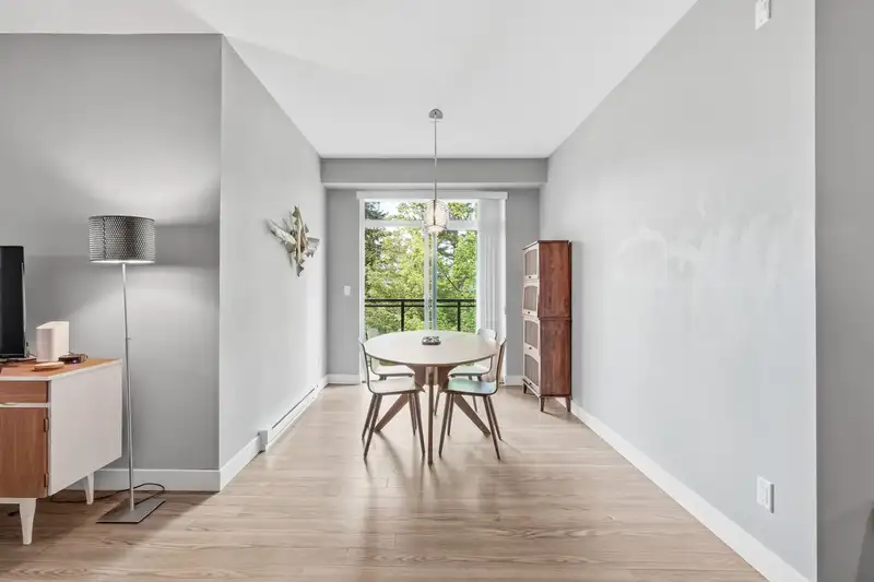 203 14358 60 AVENUE - photo 4 of 26
