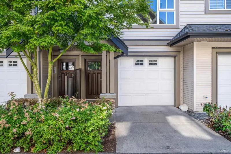 224 2501 161A STREET - photo 1 of 32