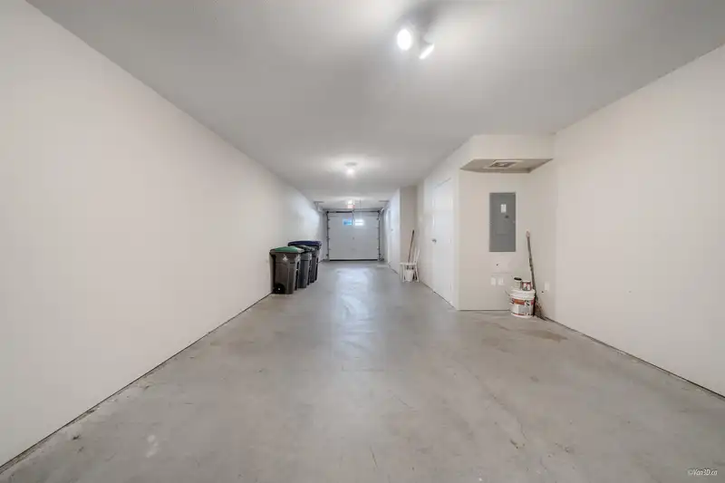 224 2501 161A STREET - photo 4 of 32