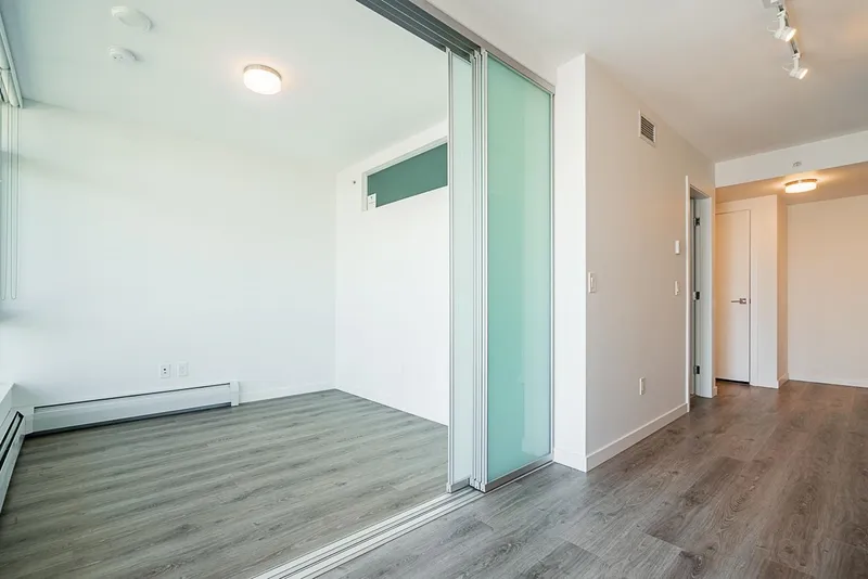 2606 13350 CENTRAL AVENUE - photo 4 of 25